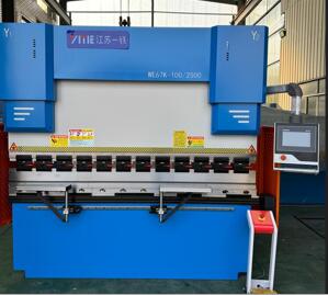 電液數(shù)控折彎機(jī)...